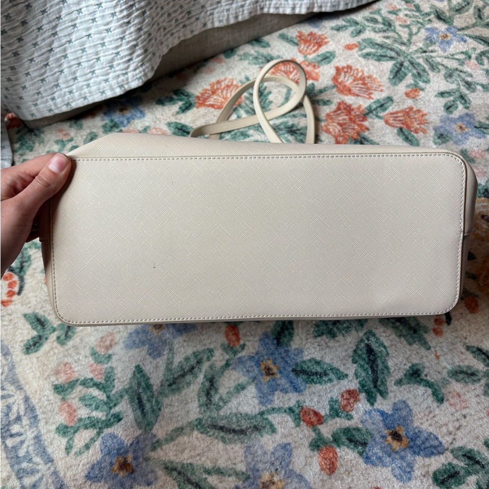 Cream Laptop Tote Bag - Picture 2 of 10